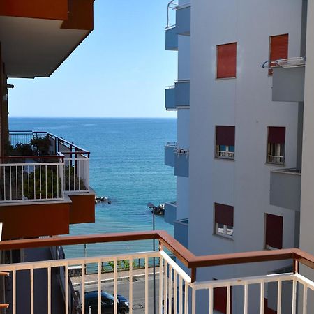 Lo Scorcio Sul Mare Apartment Zinnowitz Dış mekan fotoğraf